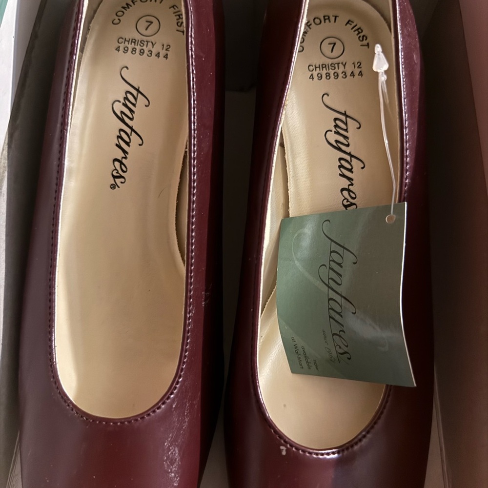 Christy Maroon Heels